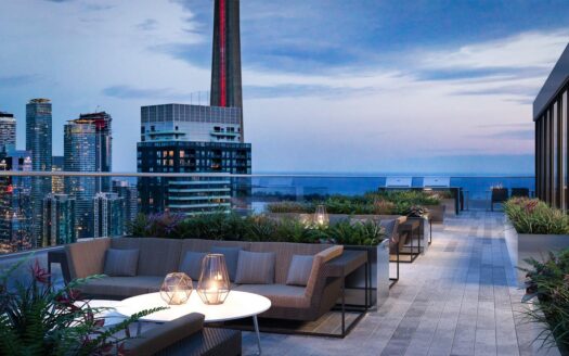 357 King West