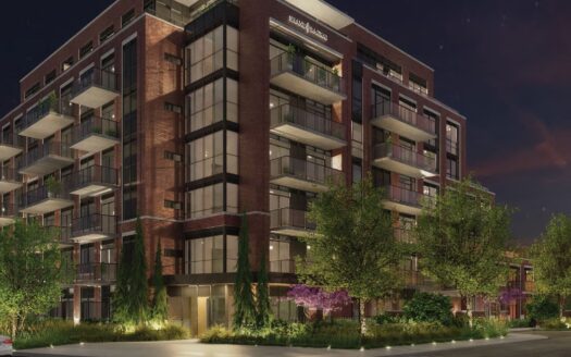 Leaside Manor