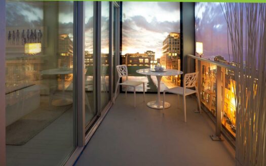 Tableau Condos