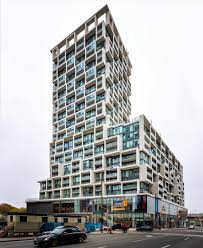 2131 Yonge Street