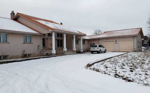 1444 Cawthra Rd
