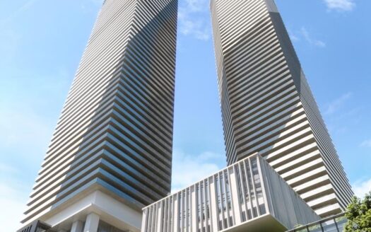 Sugar Wharf Condos – West Tower